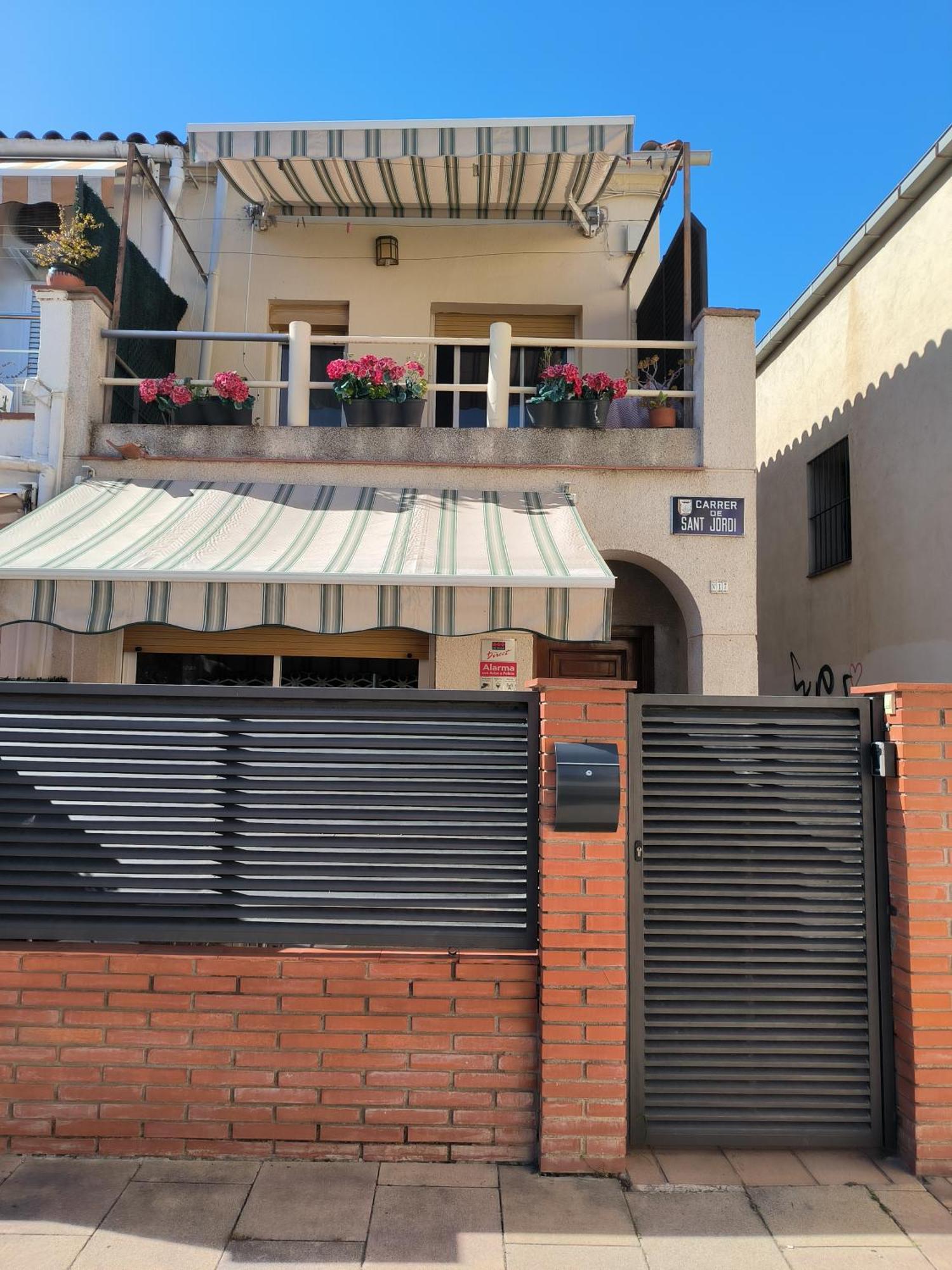 Nice House At The Beach Near Barcelona Premia De Mar Luaran gambar